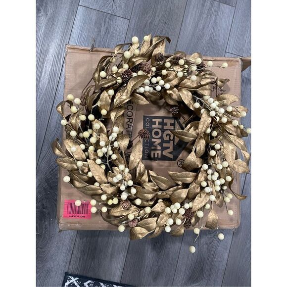 HGTV Home Collection Unlit Artificial Christmas Wreath Metallic Gold 24” NEW - Picture 3 of 7